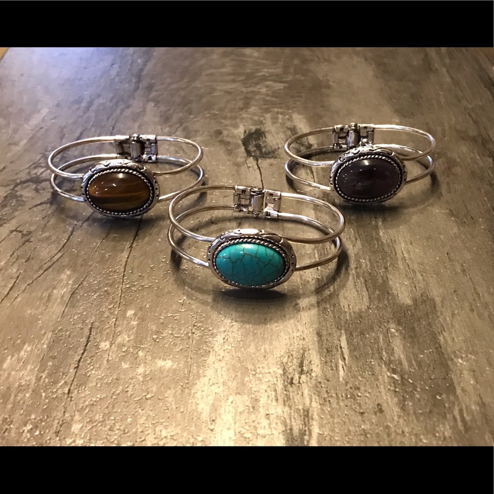 Clasp Bracelet.
